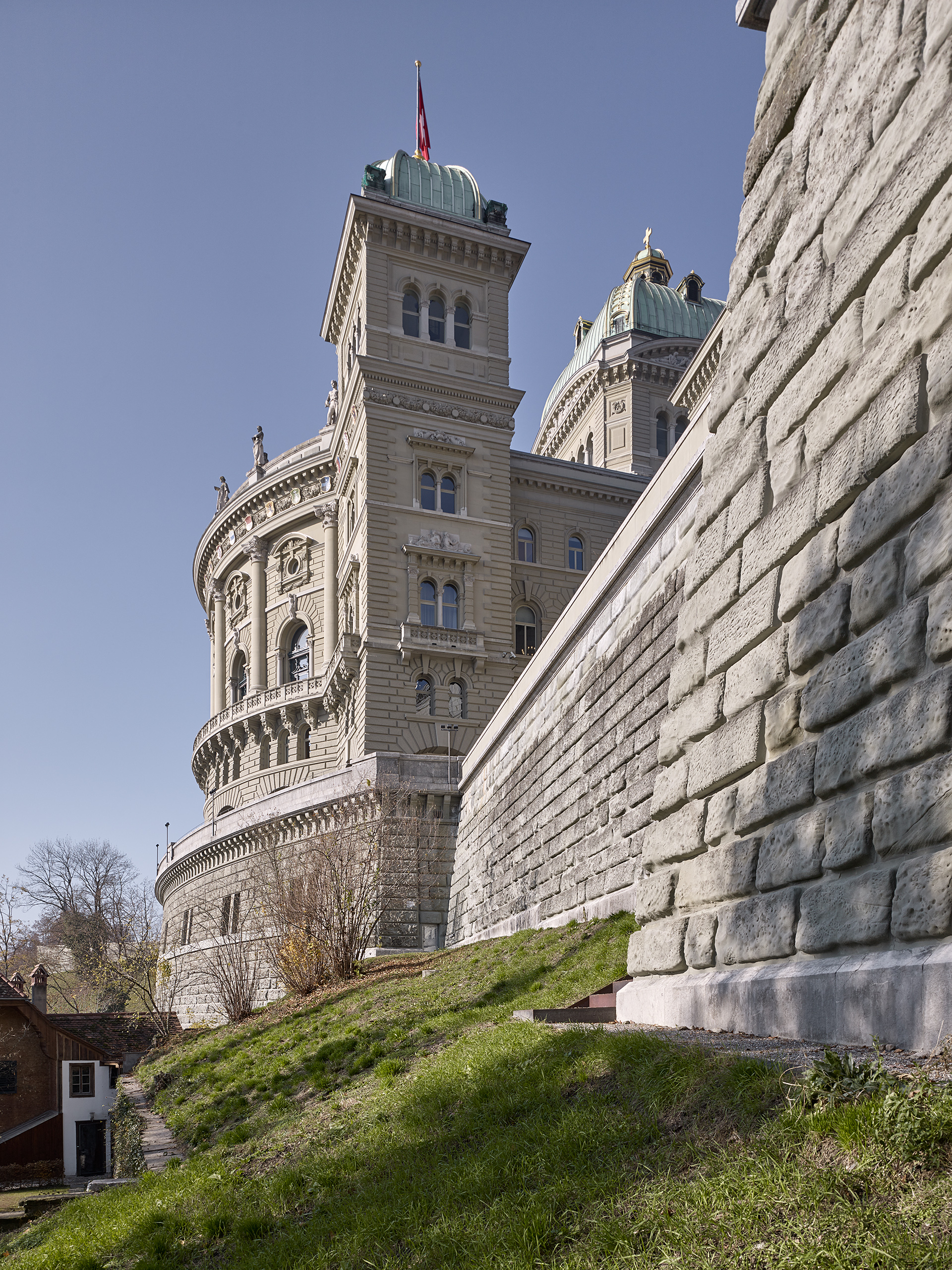 E18694 Alpa 081923 SCREEN